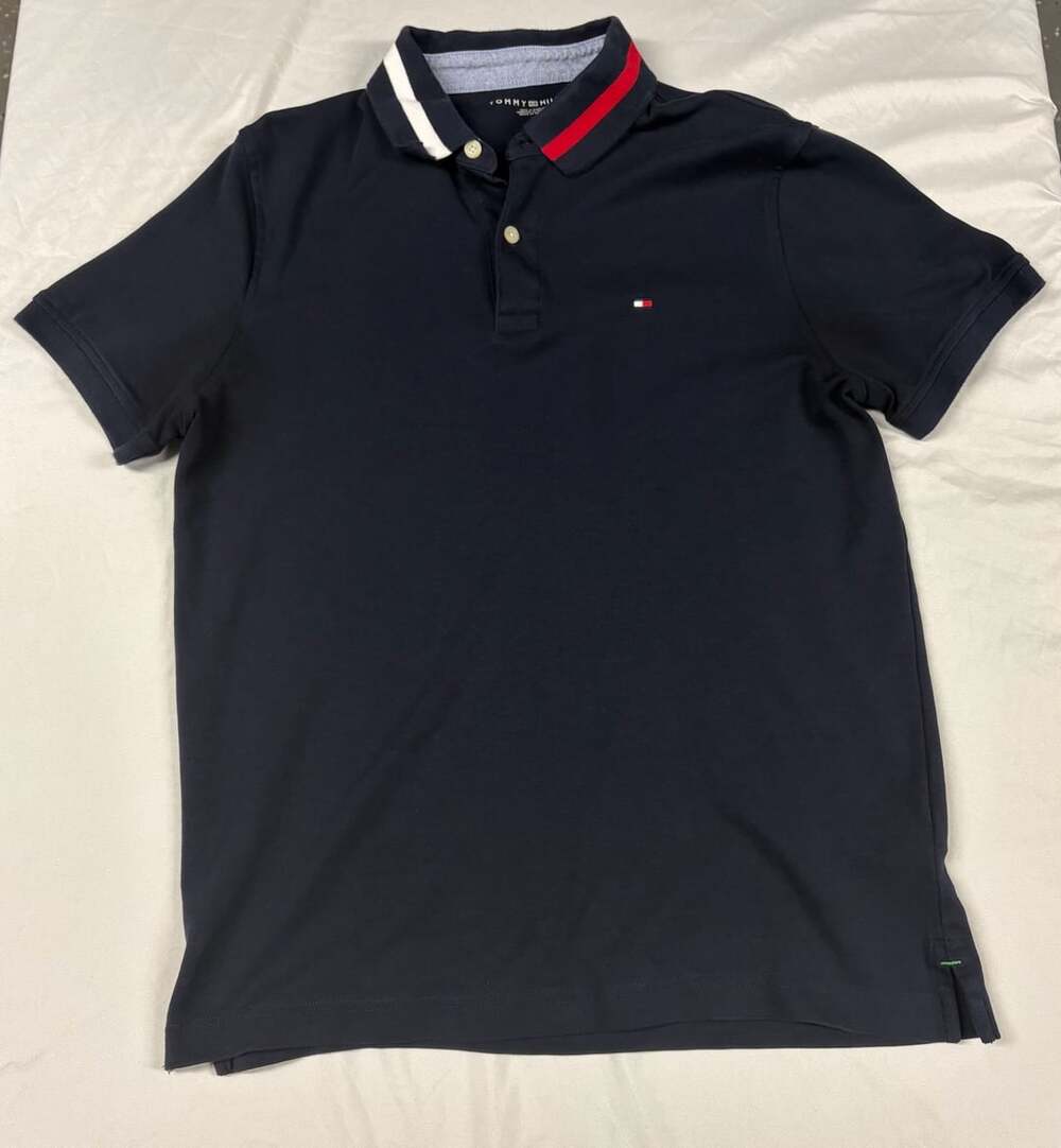 Tommy Hilfiger Men's Navy Blue Polo Shirt with Flag Tipped Collar Size M